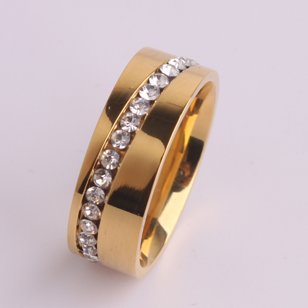 8(499)9387578 Купить кольцо золотого цвета со стразами по диагонали от  - заказать