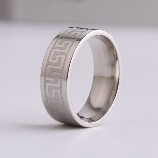 8(499)9387578 Купить кольцо из ювелирной стали с узором-8мм от  - заказать