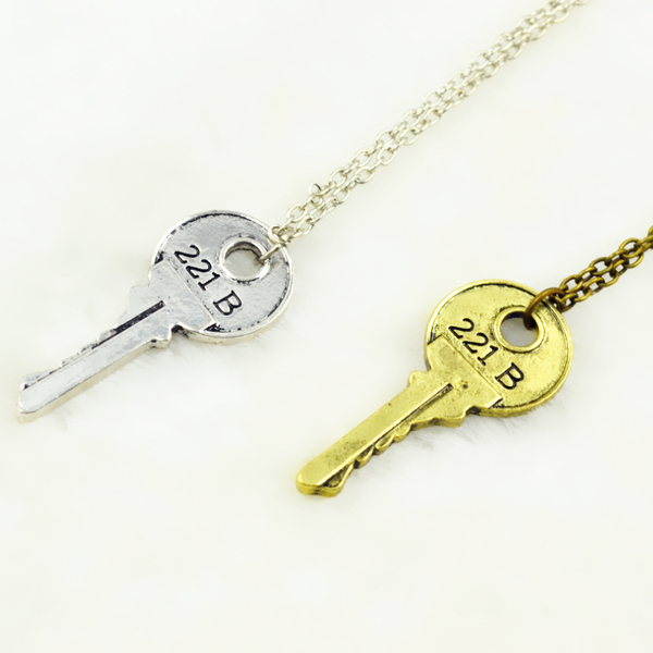 8(499)9387578 Купить кулон-ключ комнаты 221 в шерлок холмс от 290 руб. - заказать